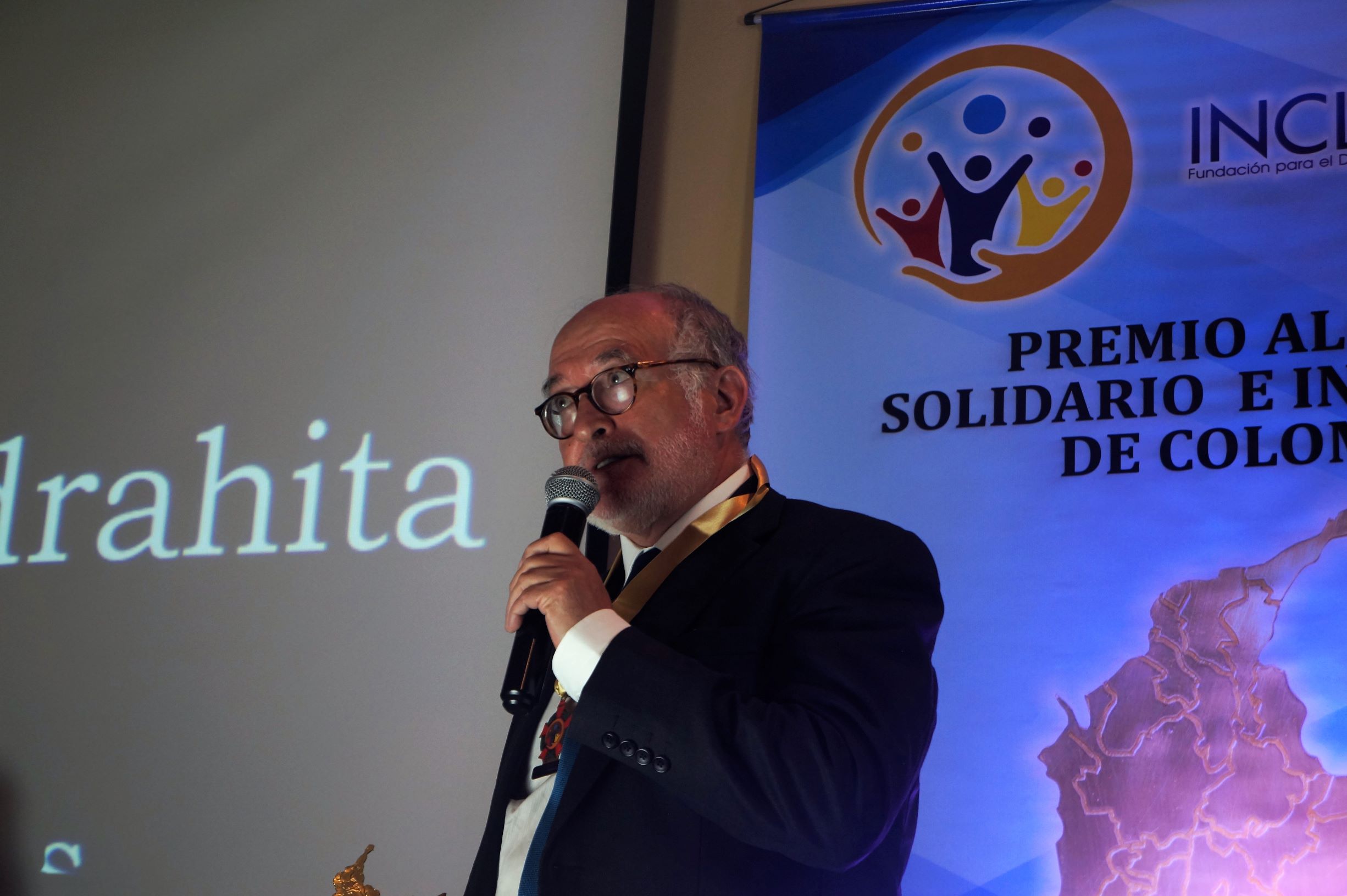 Ceremonia de premiación «Gobernador Solidario e Incluyente de Colombia 2019»