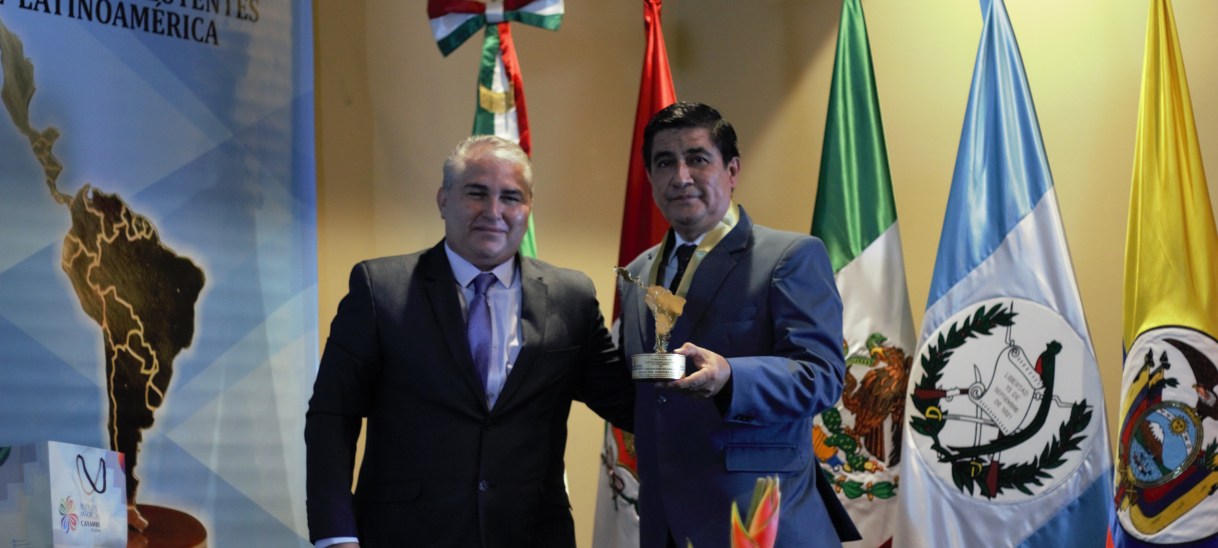 Wilson Cañizares Villamar recibe el premio “Alcalde Solidario e Incluyente de Latinoamérica 2021”