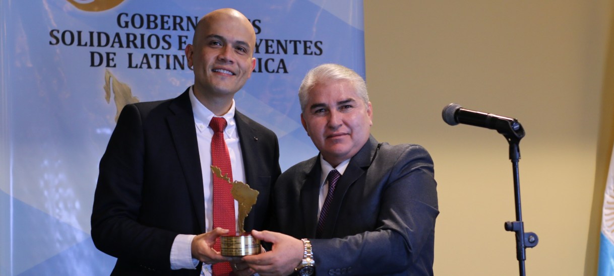 Mario José Carvajal Jaimes recibe el premio «Alcalde Solidario e Incluyente de Latinoamérica 2023»