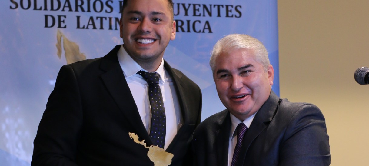 Miguel Prieto Vallejos recibe el premio «Intendente Solidario e Incluyente de Latinoamérica 2023»