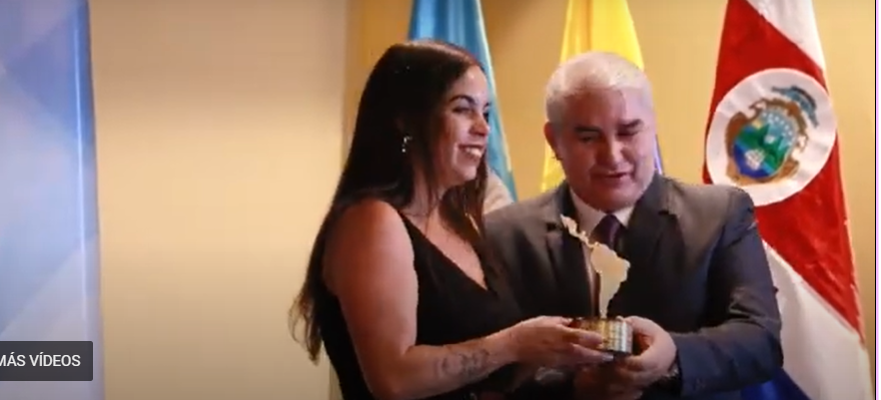 Gerardo Alfredo Espíndola Rojas recibe el premio «Alcalde Solidario e Incluyente de Latinoamérica 2023»