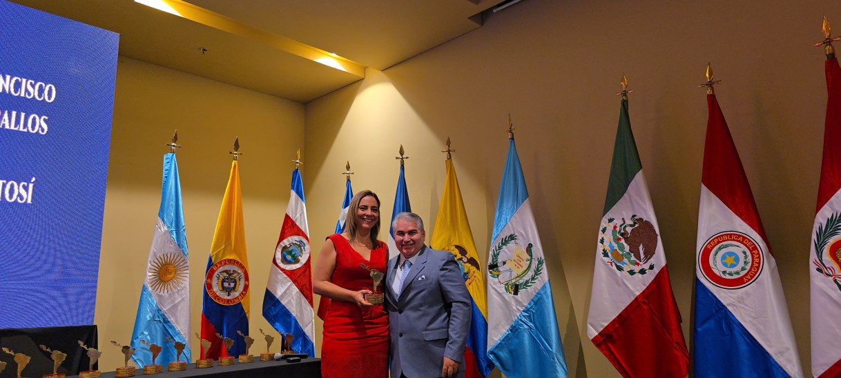 Enrique Francisco Galindo Ceballos recibe el premio «Presidente Municipal Solidario e Incluyente de Latinoamérica 2024»