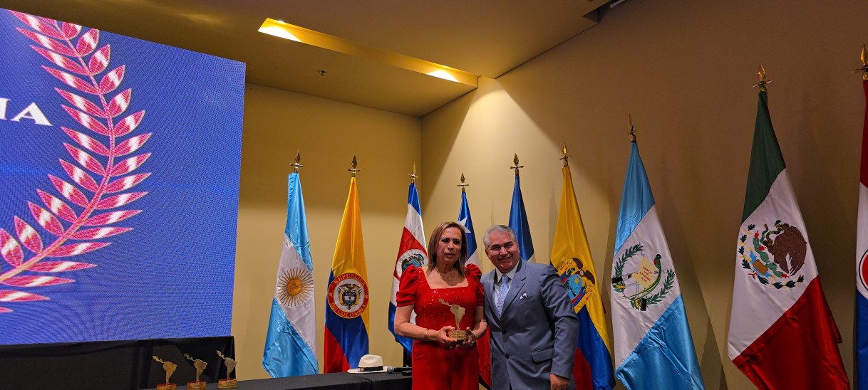 Malca Schnaiderman Lara recibe el premio «Alcaldesa Solidaria e Incluyente de Latinoamérica 2024»