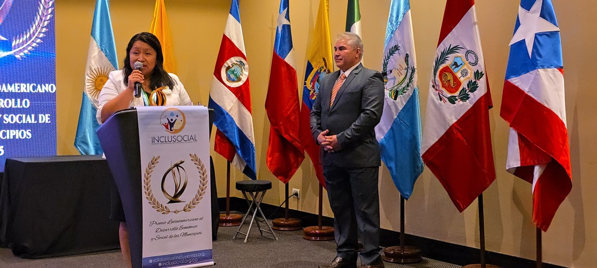 Sechura (Perú) recibe el «Premio Latinoamericano al Desarrollo Económico y Social 2025»