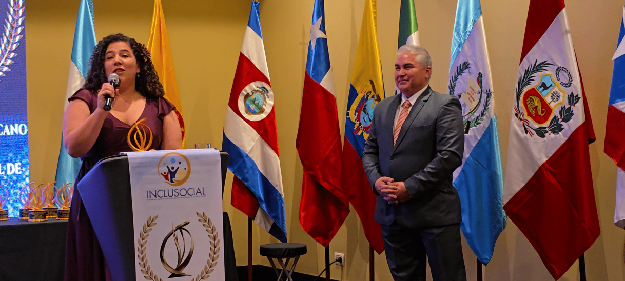 Coyhaique (Chile) recibe el «Premio Latinoamericano al Desarrollo Económico y Social 2025»