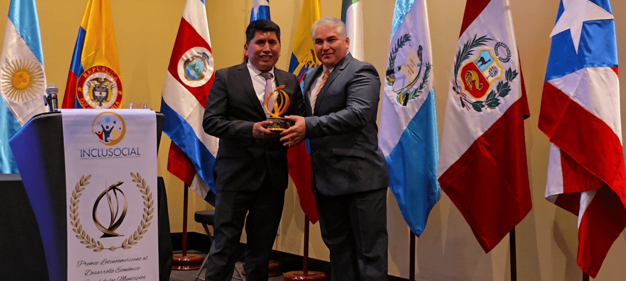 San Martín (Perú) recibe el «Premio Latinoamericano al Desarrollo Económico y Social 2025»