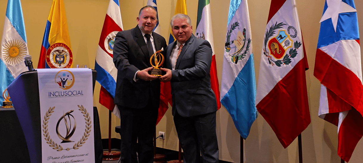 Santa Ana (Costa Rica) recibe el «Premio Latinoamericano al Desarrollo Económico y Social 2025»