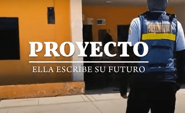 Ella escribe su futuro