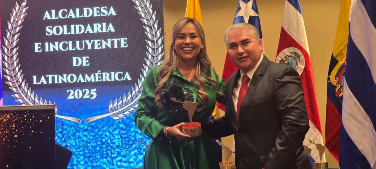 Johana Ximena Aranda recibe el premio Alcaldesa Solidaria e Incluyente de Latinoamérica 2025